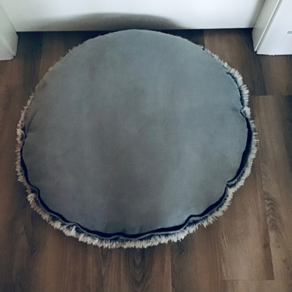 Calming Dog Plush Bed - New! From Staging! - Picture 3 of 3